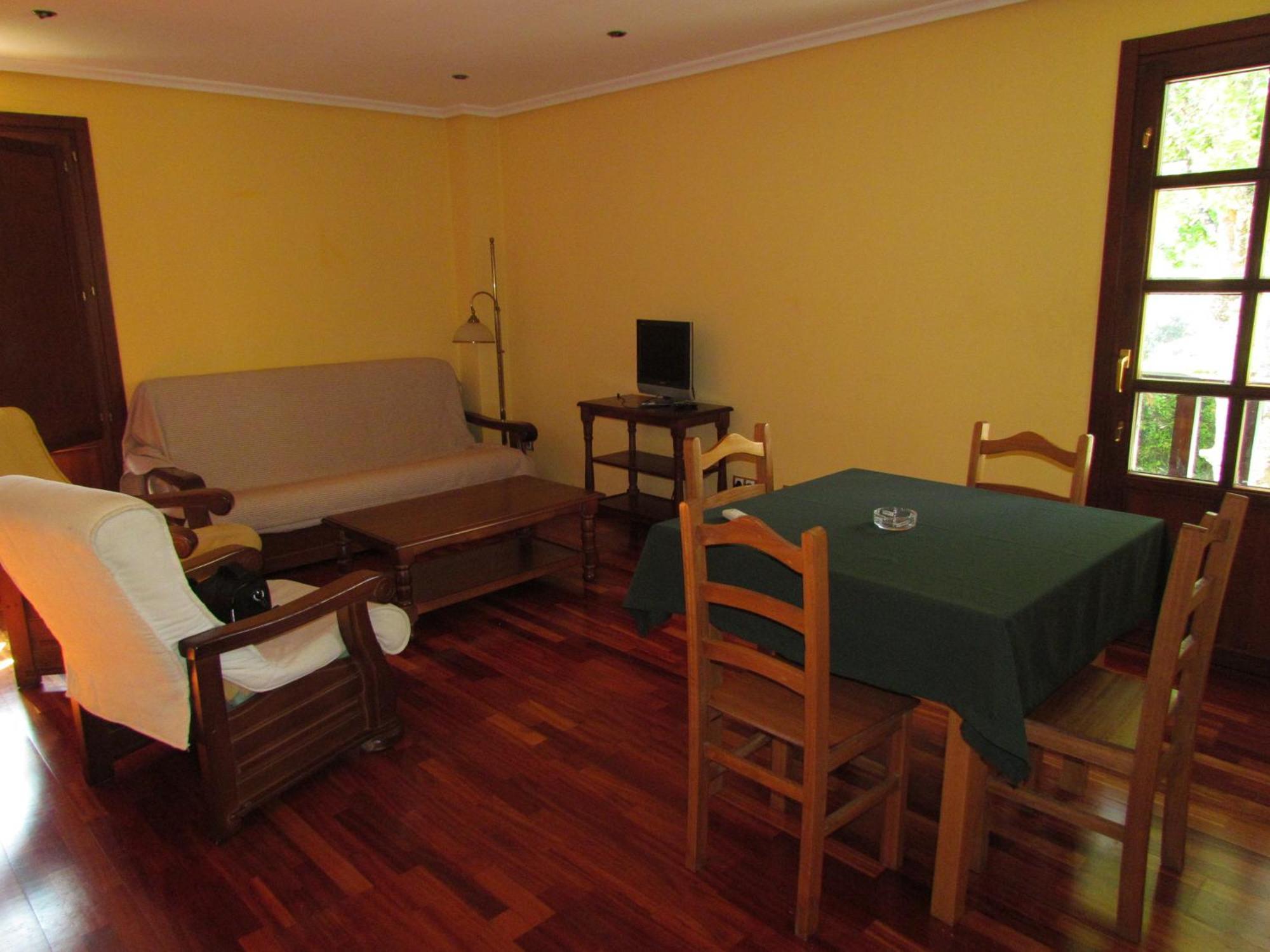 אורנסה Apartamentos Via Nova מראה חיצוני תמונה